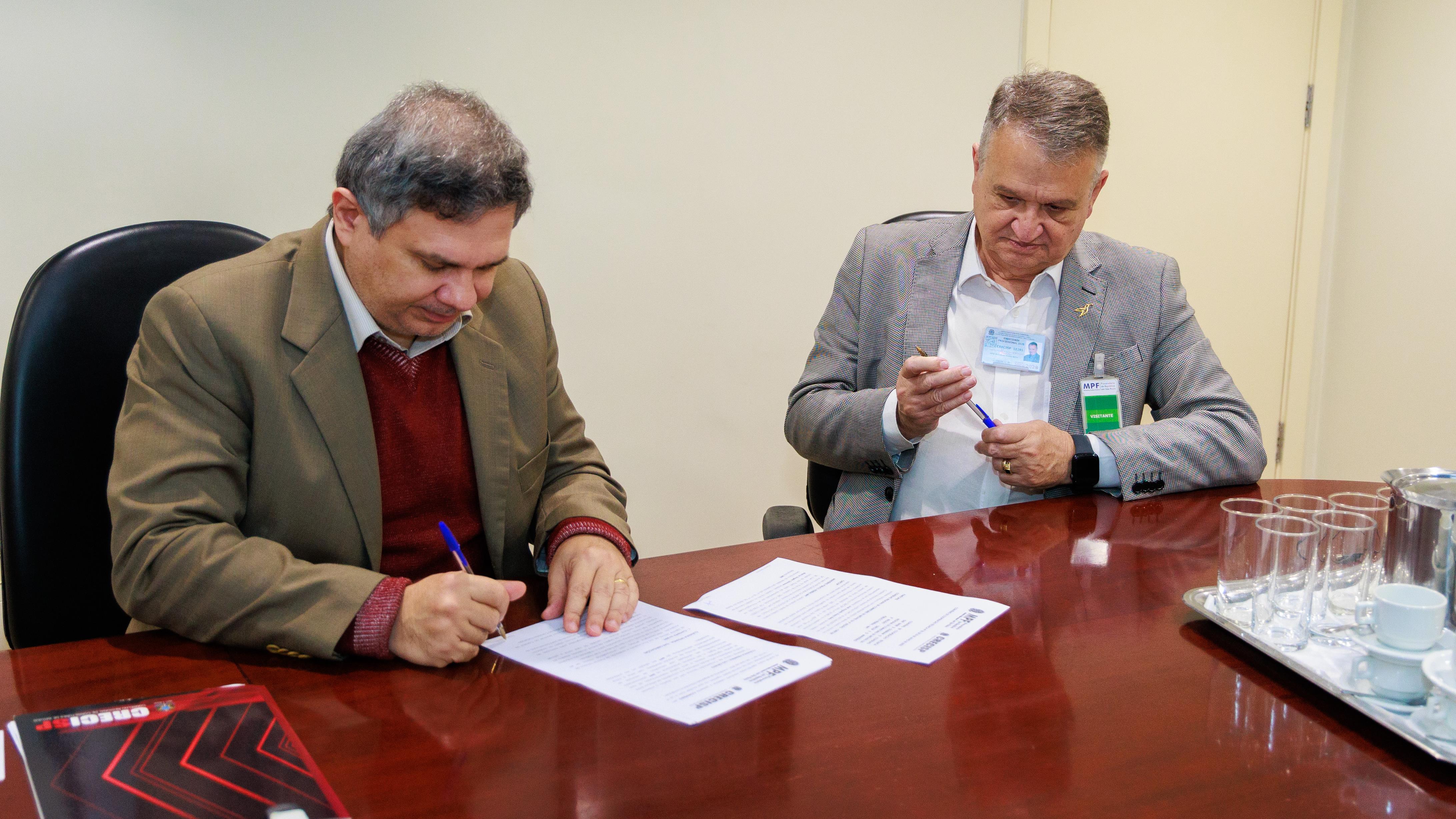 Imagem de capa do artigo CRECISP e MPF renovam acordo para avaliações imobiliárias